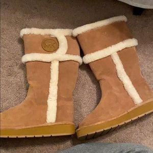 Chestnut fur Michael Kors boots